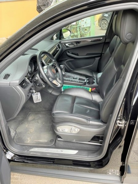 Porsche Macan - Bank 39/2022 - Bari law court