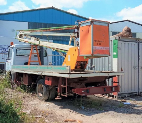 Trucks - Office furniture and equipment - Com.Adm.Liq - FA14/2022 - Economic develop. Min - Sale 2