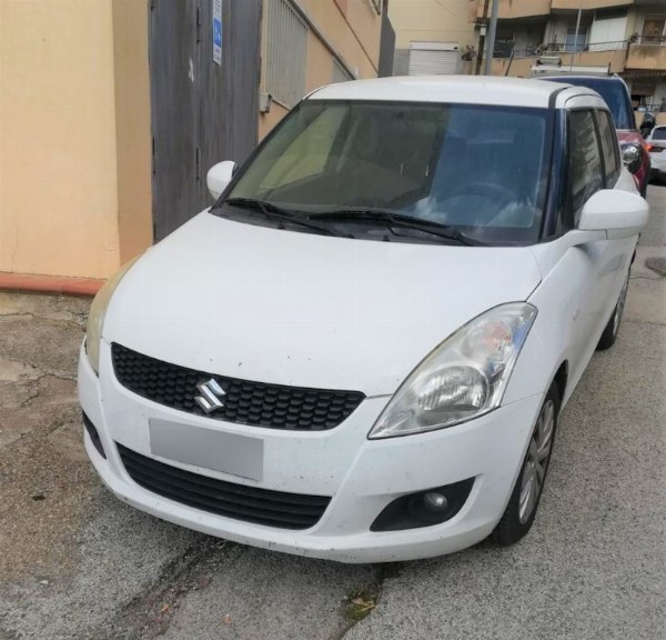 Cars and motorcycles - FIAT, Land Rover and BMW - Private Sale - Sale 3