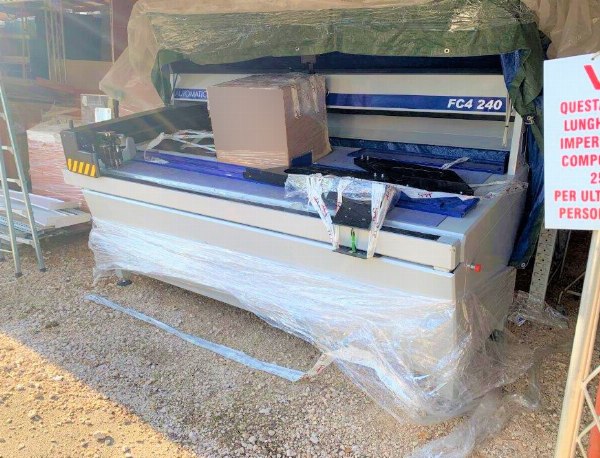 Teseo FC4 240 automatic leather cutting - Capital Goods from Leasing - Intrum Italy S.p.A. 