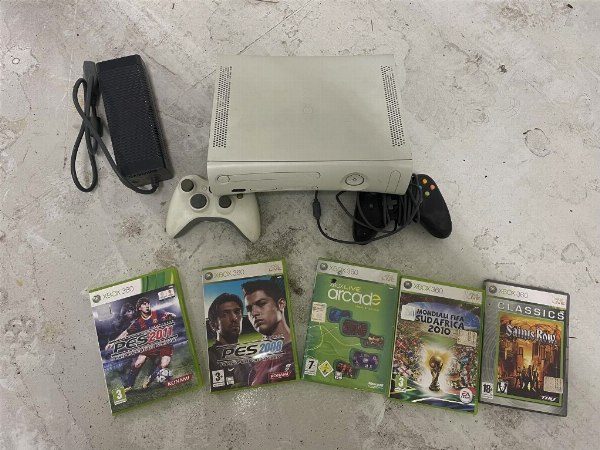 Xbox, Blu-ray players and TV  - Controlled liquidation 4/2023 - Verona Law Court