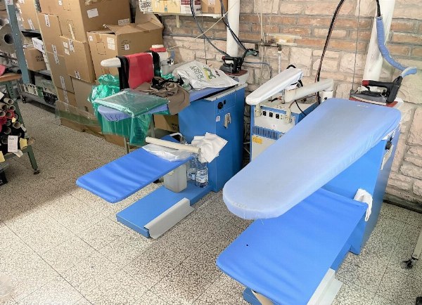 Clothing - Machinery and equipment - Bank. 52/2022 - Rovigo L.C. - Sale 2