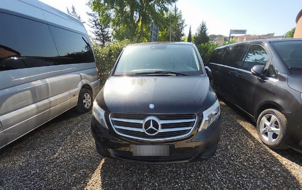 Mercedes V Class - Jud.Liq. 1/2022 - Siena law court