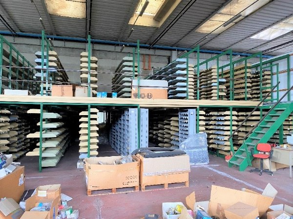 Shelving and metal mezzanine - Furnture and equipment - Bank. 45/2019 - Vicenza L. C.