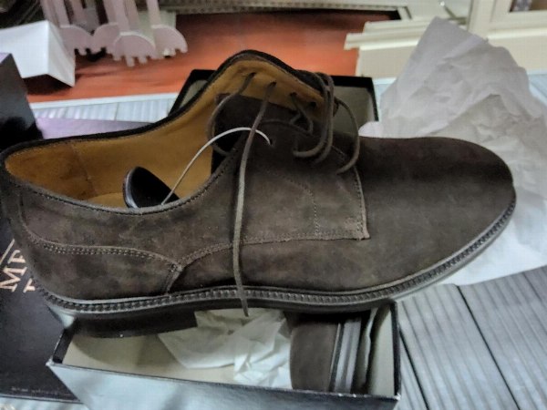 N. 43 Pairs of footwear - Mob. Ex. n. 474/2022 - Latina Law Court - Sale 3