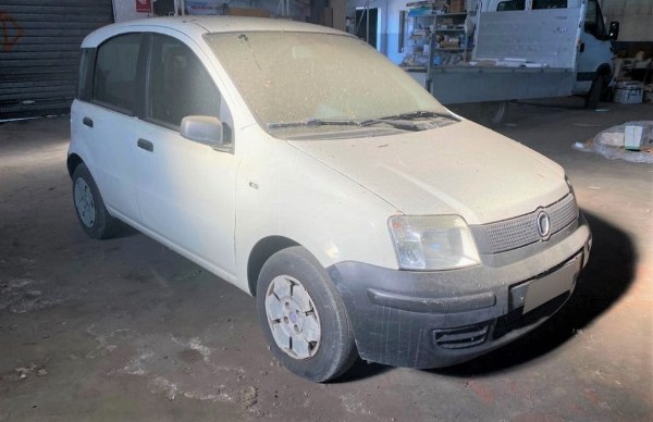 Kuorma-auto IVECO, FIAT Panda ja - Transpallet OM - Konkurssi 15/2019 - Gela Tuomioistuin