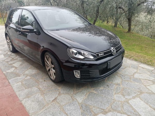 Catering furniture and equipment - Vehicles-  Jud.Liq 27/2022 - Firenze law court - Sale 2