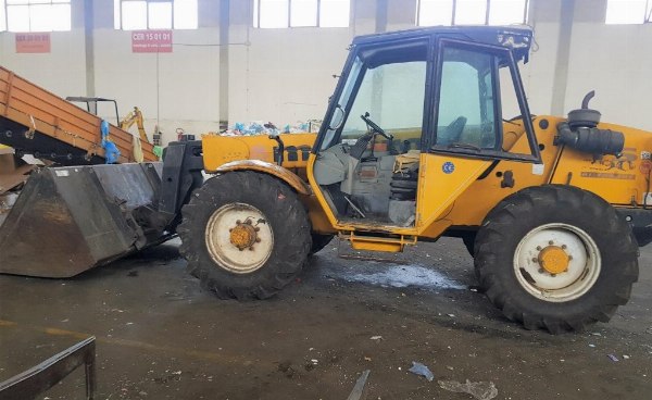 Vehicles and equipment for waste disposal - Criminal Procedure N. 3382/2015 - Trib. Law Court of Catanzaro - Sale 4