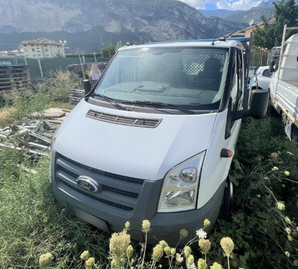 IVECO Stralis and Ford Transit - 2 meter container - Judicial administration n. 2931/2017 - Trento Law Court