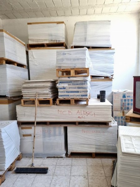 Plasterboard panels - Office furniture - Jud. Liq. 11/2023 - Spoleto law court - Sale 2