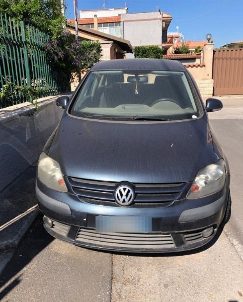 Furniture and catering equipment - Volkswagen Golf Plus - Judical Clearance n. 18/2023 - Siracusa Law Court