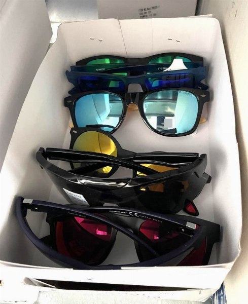 Monturas para gafas - Mobiliario de oficina - L.G. 28/2023 - Tribunal de Vicenza - Venta 6
