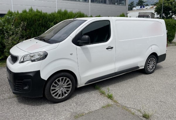 Personenwagen und Lieferwagen - Audi, Volkswagen und Peugeot - Zwangsversteigerung Nr. 13/2023 - Gericht von Bozen