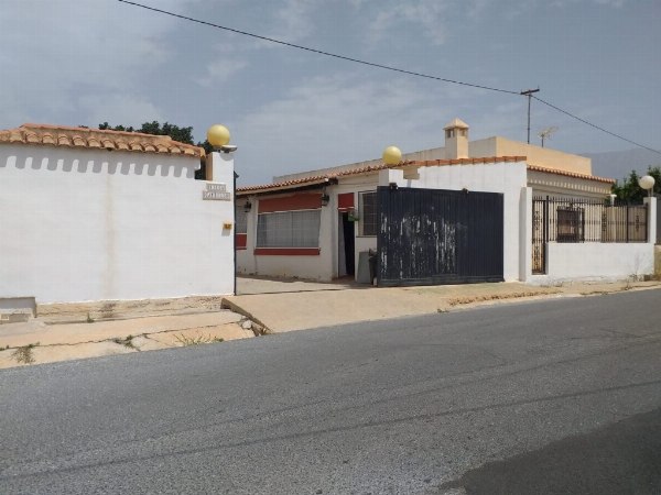 Cuota del 50% de una finca rústica y construcciones en Motril - Granada - Juzgado Mercantil N°1 Granada