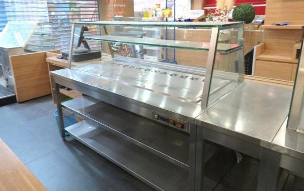 Catering - Furnishings and equipment - Bank. 17/2022 - Napoli Nord L.C. - Sale 4