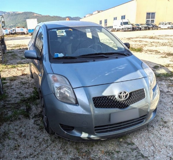 Toyota Yaris - Capital Goods from Leasing - Intrum Italy S.p.A.