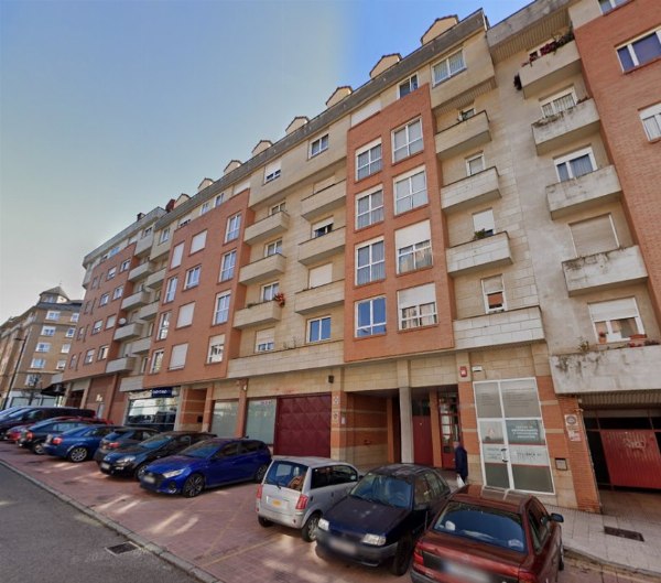 Suelo urbano en Villaviciosa y varios inmuebles en Oviedo - Asturias - Juzgado de lo Mercantil N.1 de Oviedo