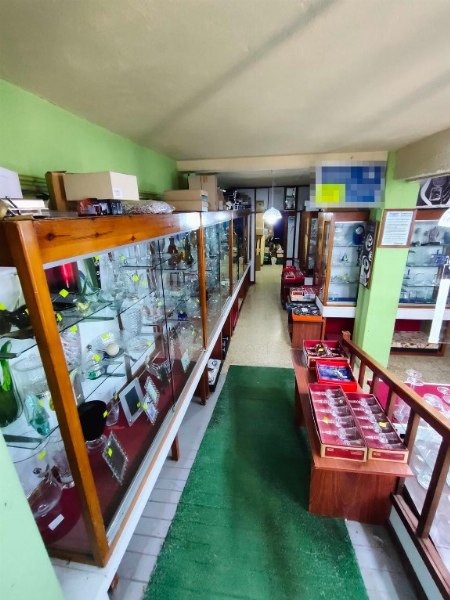 Due locali commerciali a La Coruña - Galizia - Spagna - Liquidazione Privata