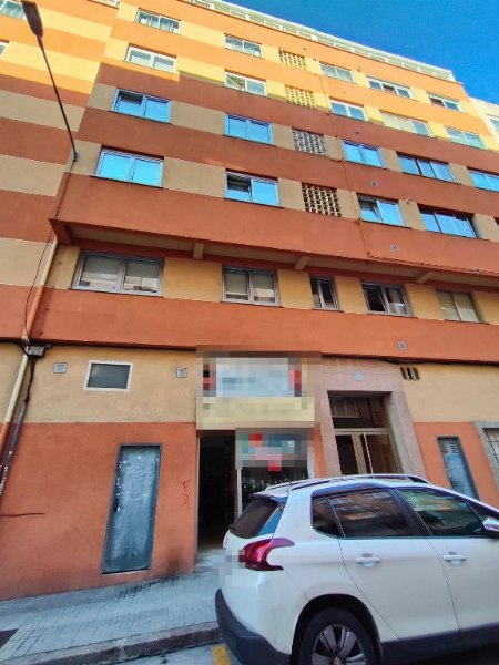 Due locali commerciali a La Coruña - Galizia - Spagna - Liquidazione Privata