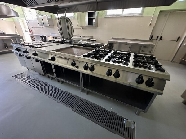 Catering equipment and FIAT Ducato - Jud. Adm. 4456/13 - Catanzaro Law Court  - Sale 3