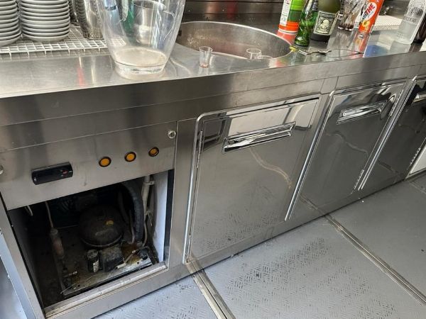 Mobili y equipamiento para bar - Adm. Judicial - Sección Gip Gup Procedimiento 3804/2017 - Tribunal de Catanzaro - Venta 3