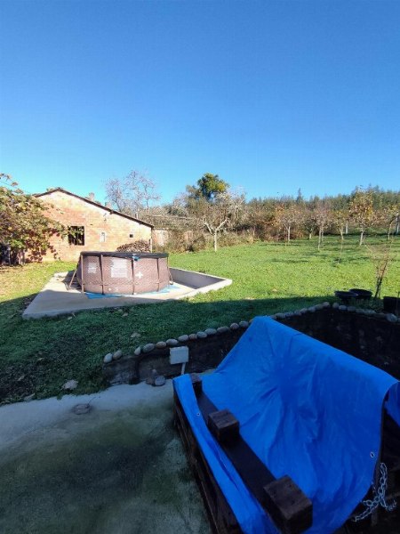 Share for a house and land in Santiago de Compostela - Law Court No. 3 of A Coruña