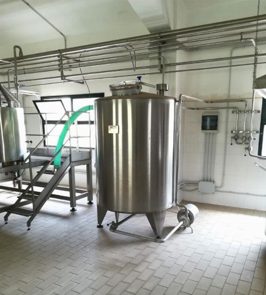 Fábrica de quesos - Maquinaria y equipamiento - Quiebra n. 2/2015 - Tribunal de Enna - Venta 2