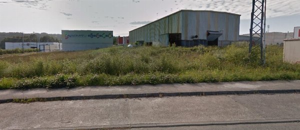 Tres Solares de uso industrial en Cabañas - Juzgado n. 2 de A Coruña