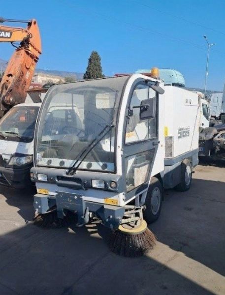 Spazzatrice Stradale Sicas Euroclean SA 2.2V - Beni Strumentali da Leasing - Intrum Italy S.p.A 