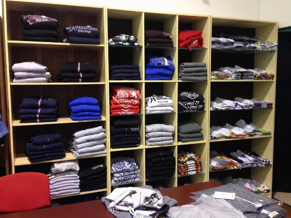 Abbigliamento vario - Macchine da stiratura - Macchinari e attrezzature - Fall. 52/2018 - Trib. Spoleto - Vendita 5