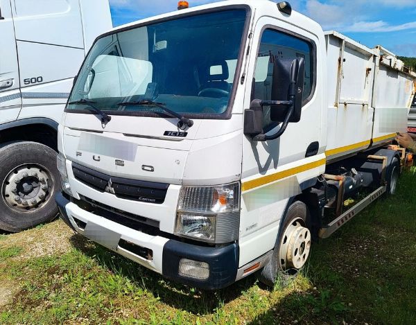 Véhicules pour l'élimination des déchets - Camion magasin pour utilisation comme poissonnerie - biens d'équipement provenant de 