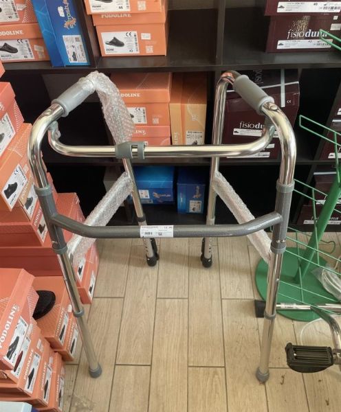 Articoli sanitari e ortopedici - Arredi - Liq.Giud. n.91/2024 - Trib. di Roma - Vendita 5