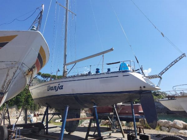 Barca a vela Barberis - Fallimento n.37/2019 - Tribunale di Latina - Vendita 5