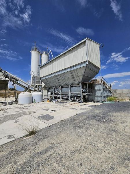Impianto di betonaggio con pesatrice, monoblocco e generatore  - Liquidazione Giudiziale n.77/2024 - Tribunale di Catania