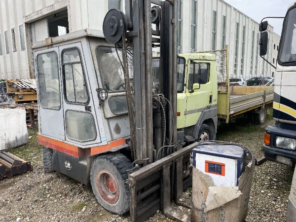 Automezzi e carrelli elevatori - Liquidazione Giudiziale n. 11/2024 - Tribunale de Verona - Vendita 2