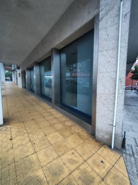 Local Comercial en Santa Eugenia de Ribeira - Juzgado de lo Mercantil Nº2 de A Coruña