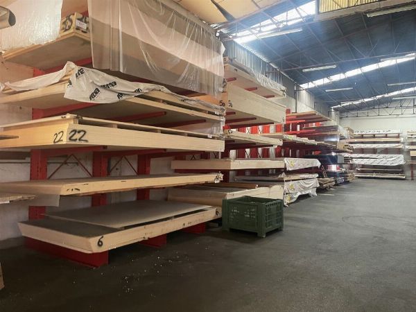 Legname, attrezzature e arredi per ufficio - Liquidazione Giudiziale n. 36/2023 - Tribunale di Bolzano - Vendita 2