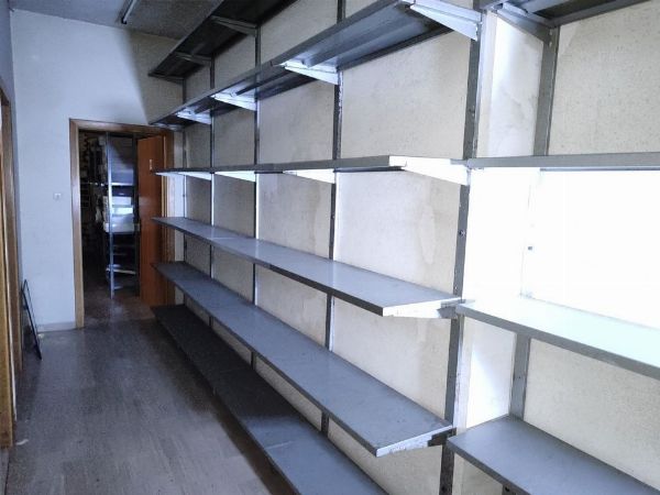 Полице и намештај – Превентивни споразум бр. 12/2018 – Суд у Сполету – Продаја 7