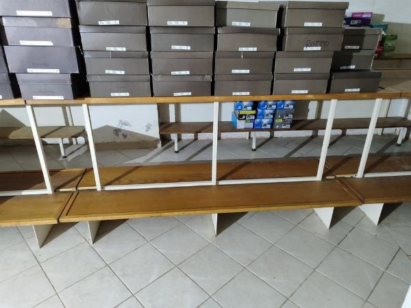 Fodtøj - Reoler og møbler - Forebyggende Akkord nr. 12/2018 - Domstol i Spoleto - Salg 4