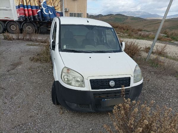 Izotermični Furgoni - IVECO 65C/E4 in FIAT Doblò - Stečaj 13/2018 - Sodišče v Caltanissetti - Prodaja 5