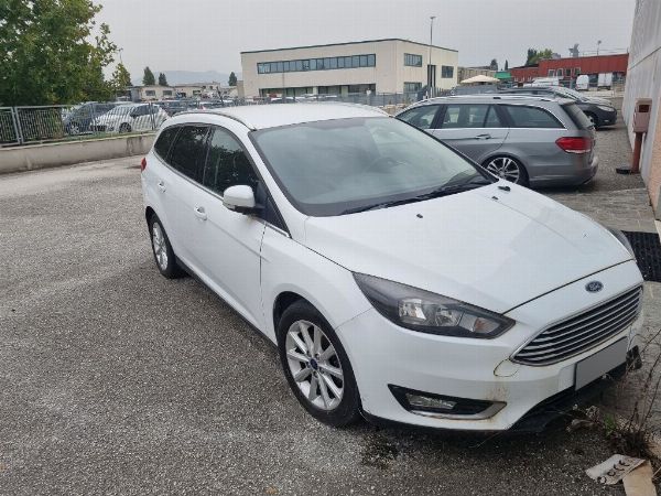 Textilní výroba - Stroje a zařízení - Zásoby skladu - Automobily - Likv. Soud. 4/2023 - Soud v Spoleto - Prodej 3