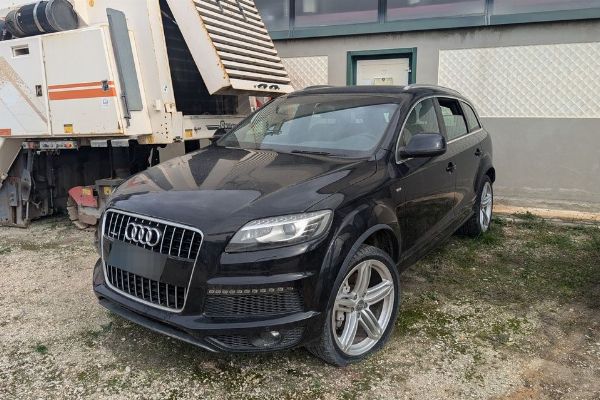 Audi Q7 - Beni Strumentali da Leasing - Intrum Italy S.p.A - Vendita 4