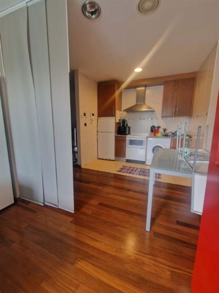 Logement avec place de parking à A Coruña - Tribunal de commerce N°3 d'A Coruña