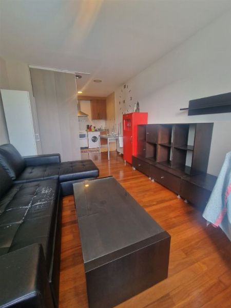 Logement avec place de parking à A Coruña - Tribunal de commerce N°3 d'A Coruña