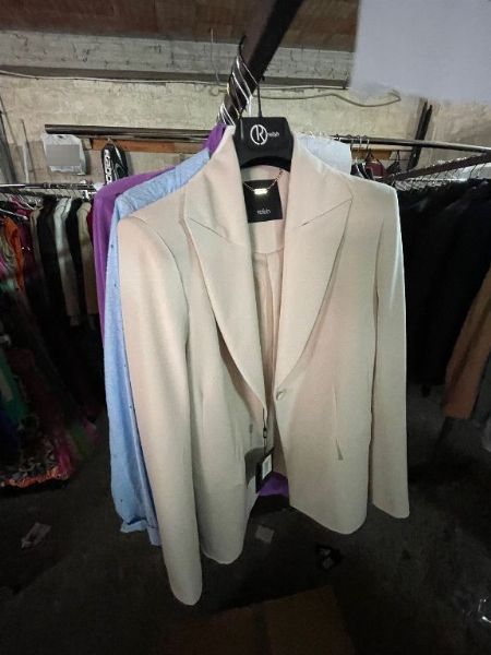 Abbigliamento vario Uomo / Donna - Liquidazione Giudiziale n. 160/2024 - Tribunale di Bari - Vendita 2