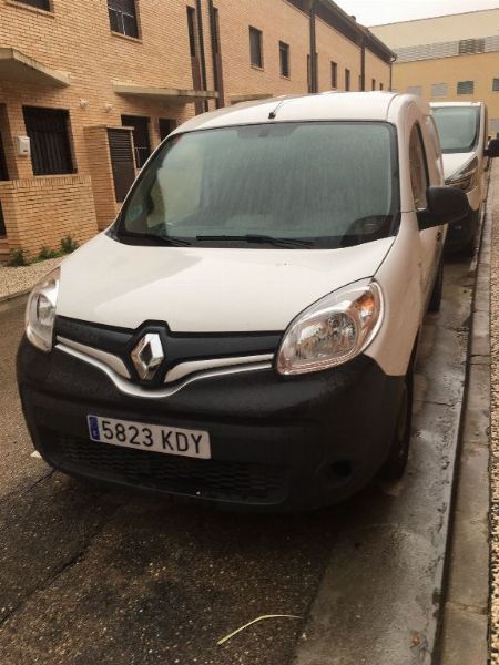 Two vehicles, computer equipment and furniture - Commercial Court No. 1 of Zaragoza - 1