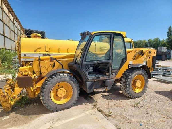 Građevinska oprema - Teleskopski utovarivač Jcb - Skele i automobili - Likv.Giud. br. 339/2024 - Sud u Rimu