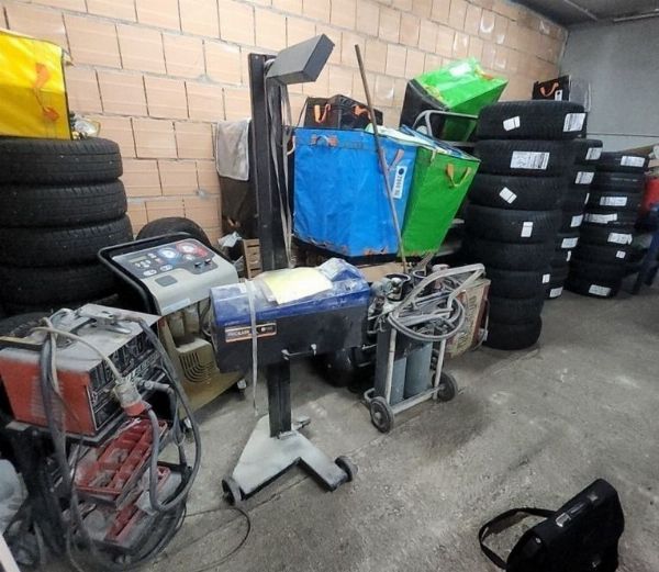 Echipamente service auto - Lichidare judiciară nr. 33/2024 - Tribunalul din Pescara - Vânzare 3