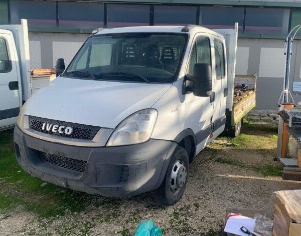 Autocarro IVECO 35C13 - Beni Strumentali da Leasing - Intrum Italy S.p.A 