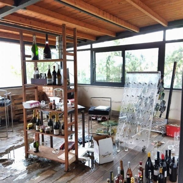 Arredi e bottiglie di vino - Fallimento n. 12/2022 - Tribunale di Tivoli